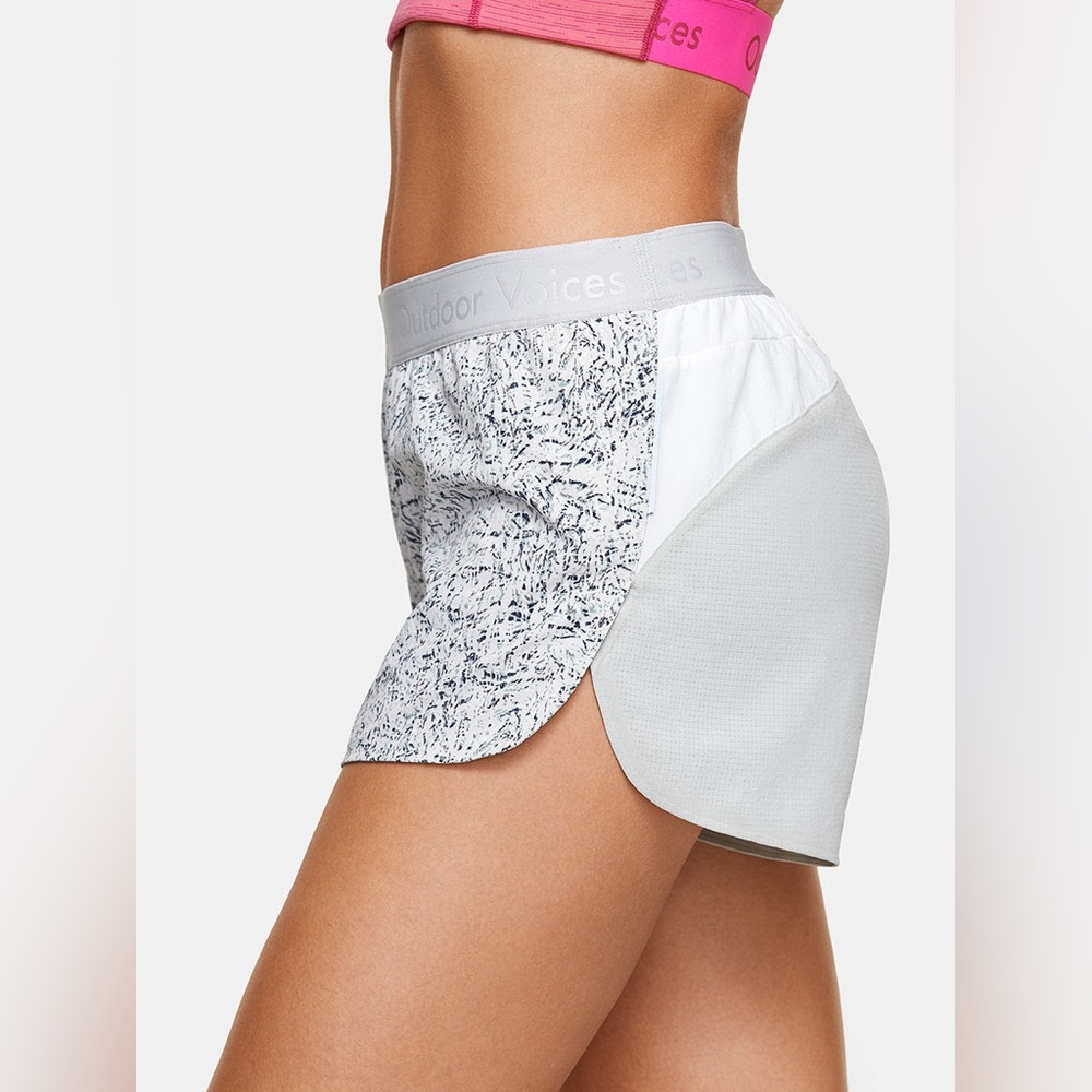 BUNDLE 2 Workout Shorts - Outdoor Voices + Brooks
